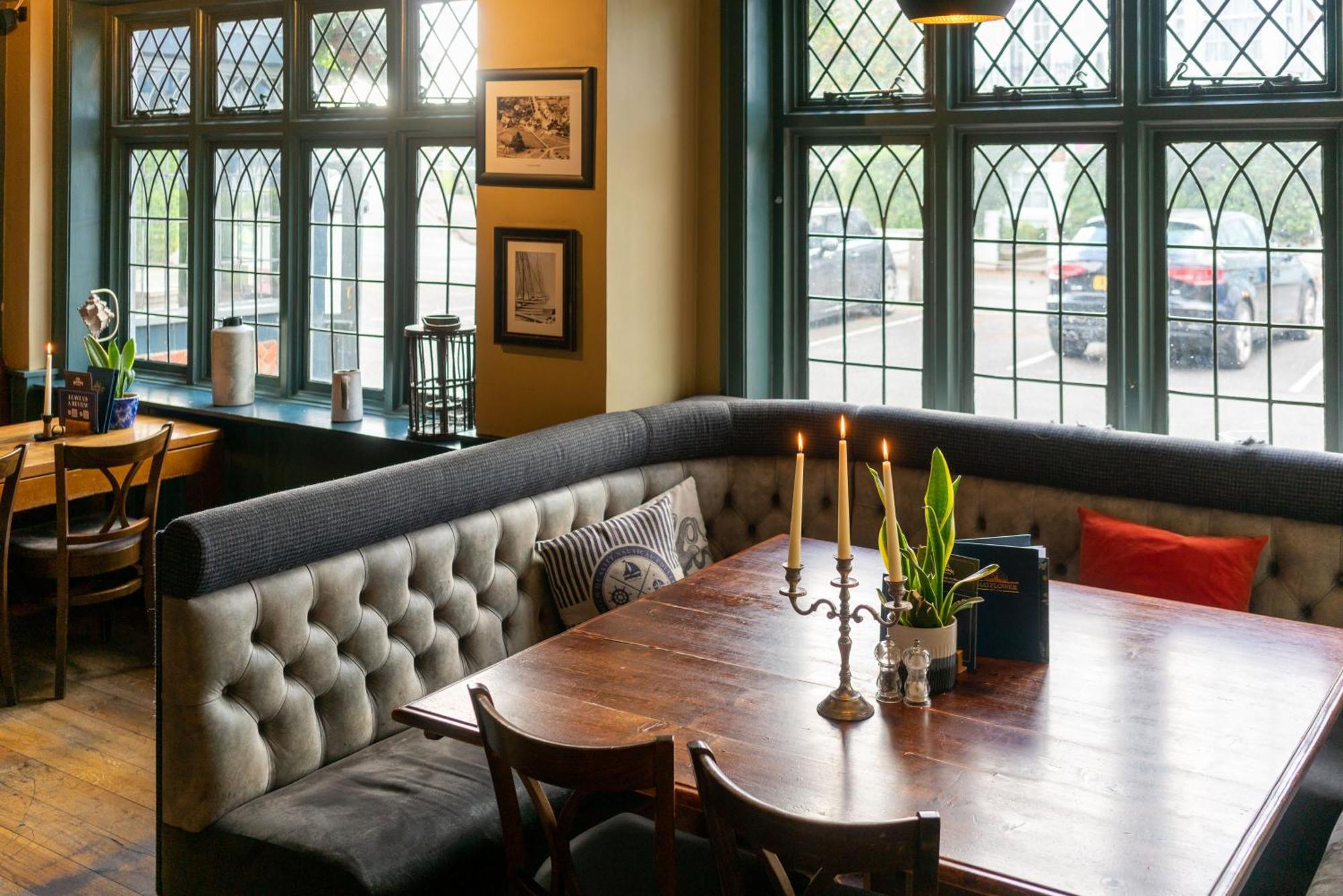 The Mayflower Lymington Exterior photo